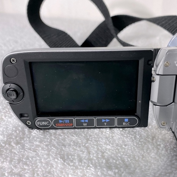 Canon FS100 Digital Video Camcorder Camera Silver Untested - Picture 10 of 15